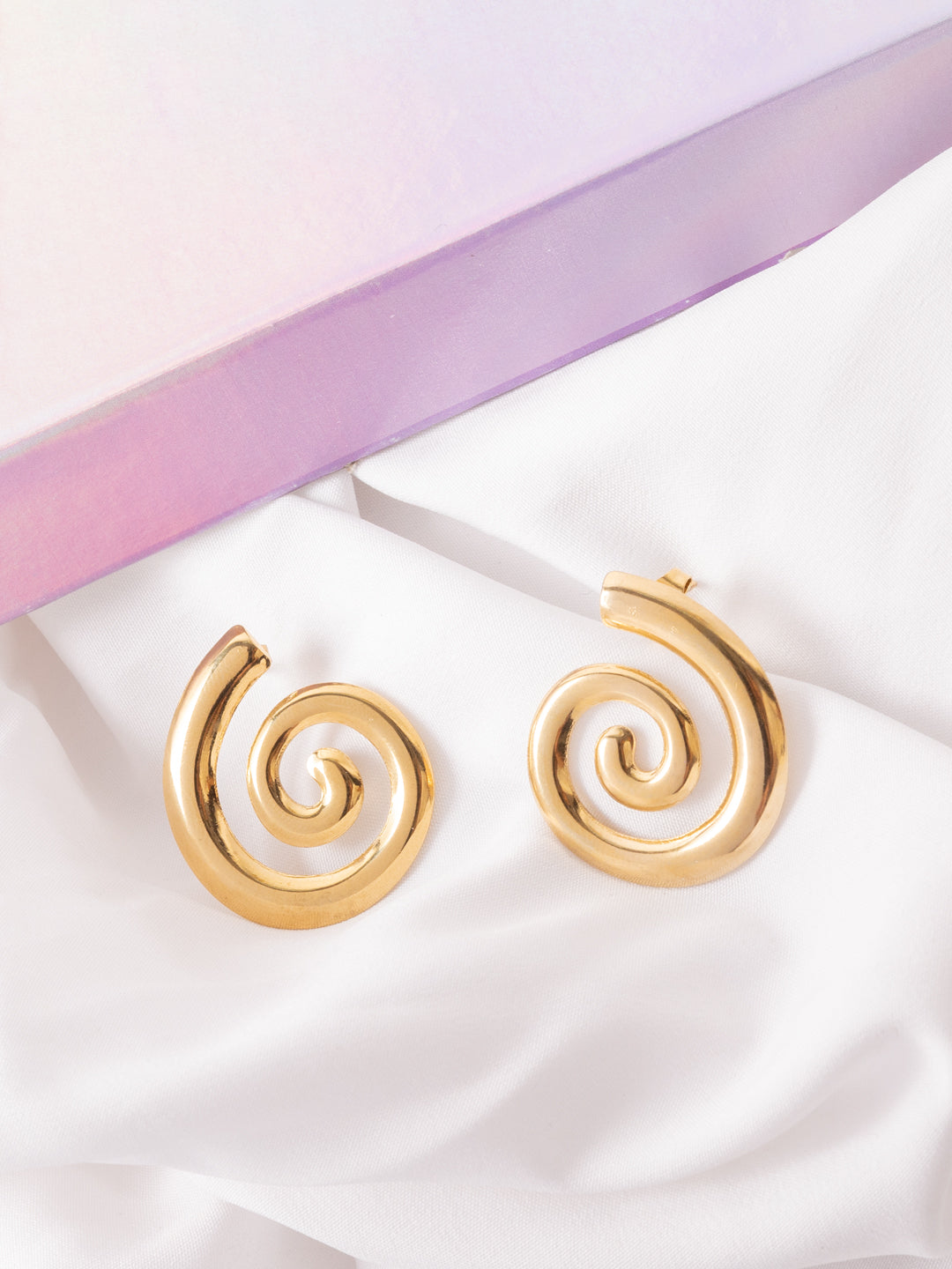 Gold-Plated Spherical Shaped Studs
