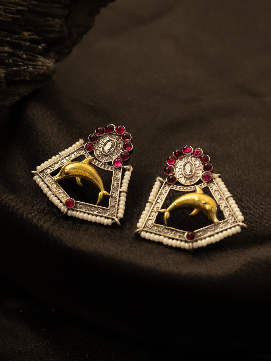 Geometric Studs Earrings