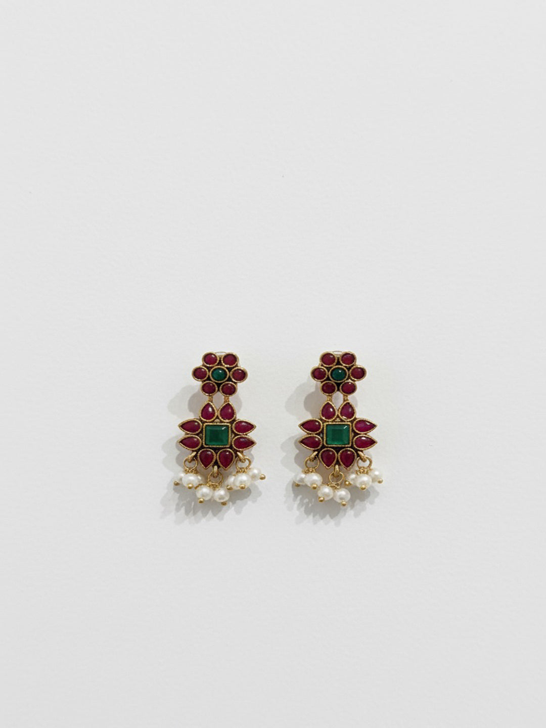 Gold-Plated Kundan Studded & Artificial Beaded Necklace With Earrings