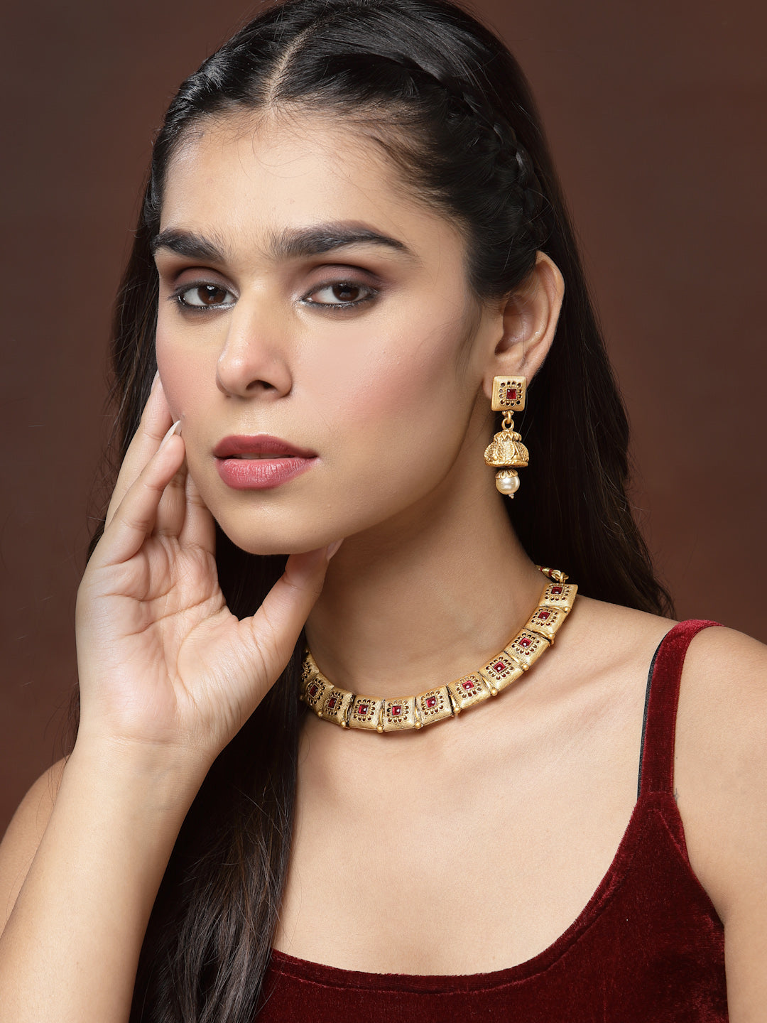 Red & Gold-Plated Stone-Studded Choker Jewellery Set