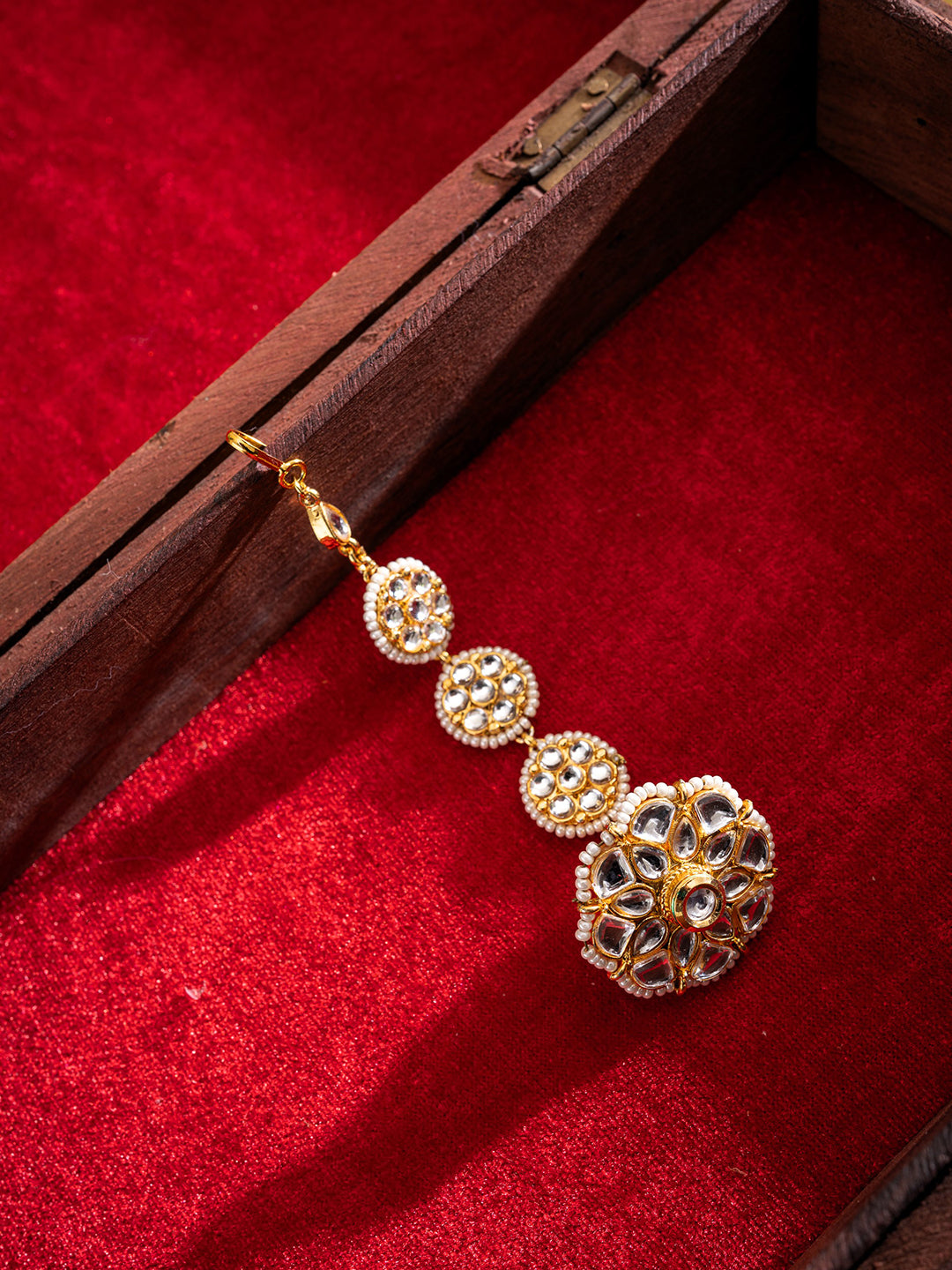 Gold-Plated Kundan Studded & Pearls Beaded Maang Tikka