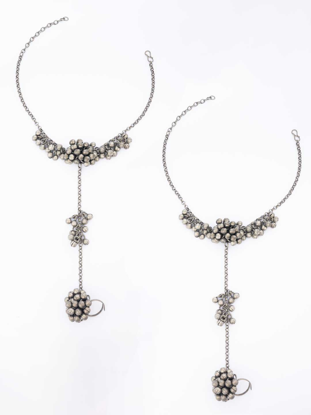 Silver-Plated Beaded Ghungroo Toe Ring Oxidized Anklets