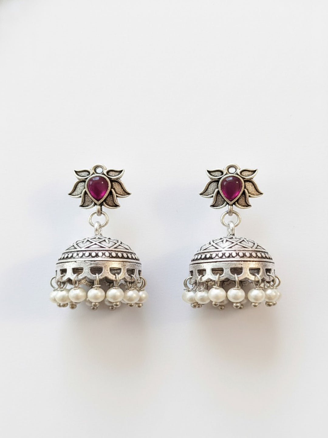 Silver-Plated Kundan Studded & Artificial Beaded Oxidised Necklace With Earrings