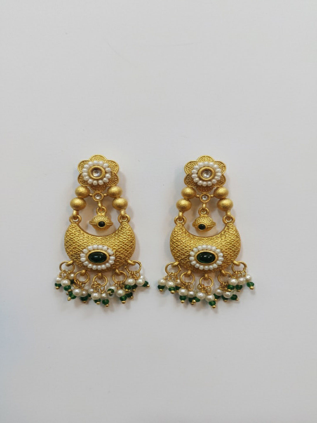 Gold-Plated Kundan-Studded Jewellery Set