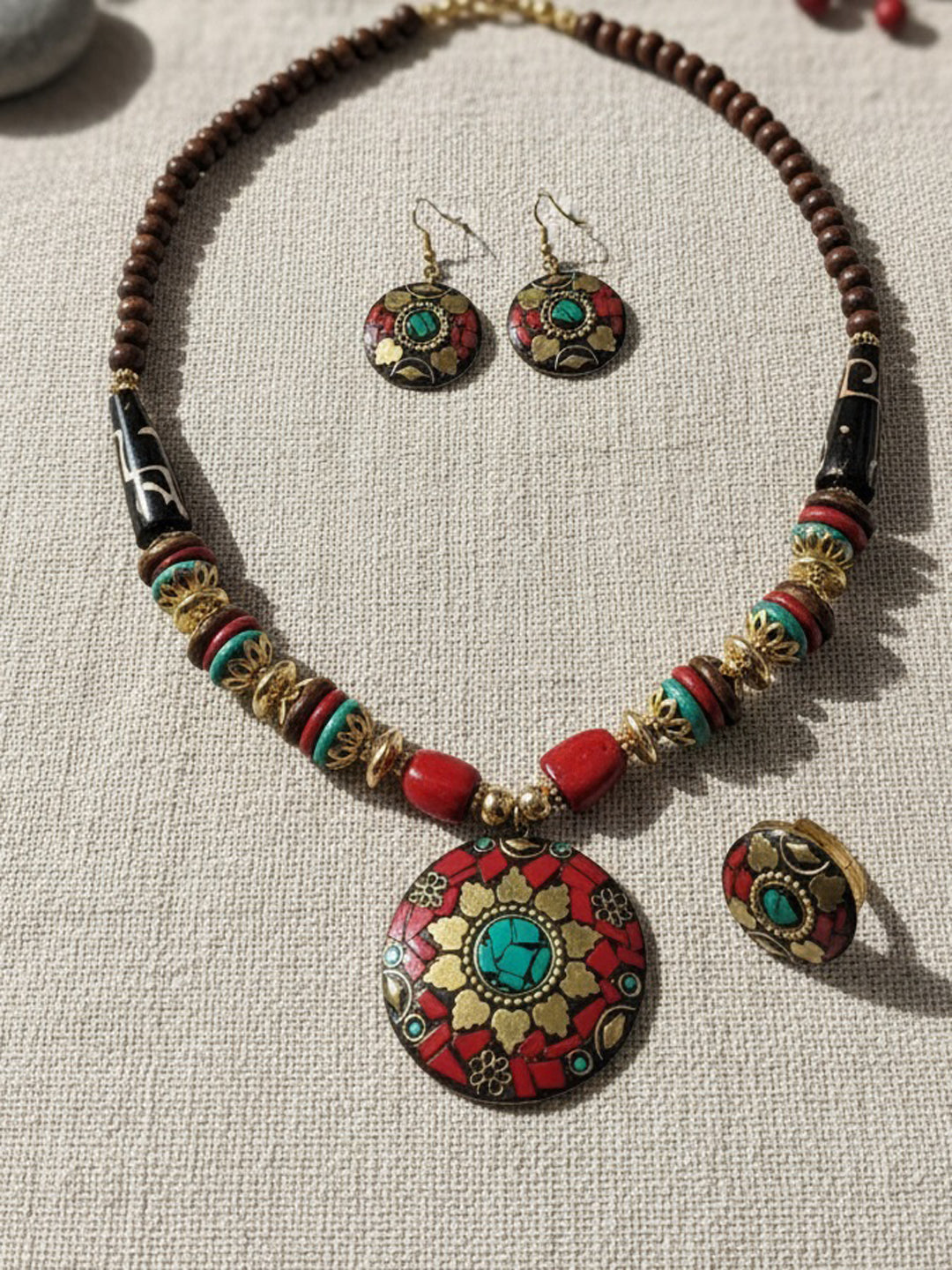 Gold-Plated Artificial Stones Studded And Beaded Necklace & Earrings With Toe Rings