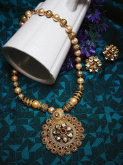 Gold-Toned & Off-White Beaded Jewellery Set