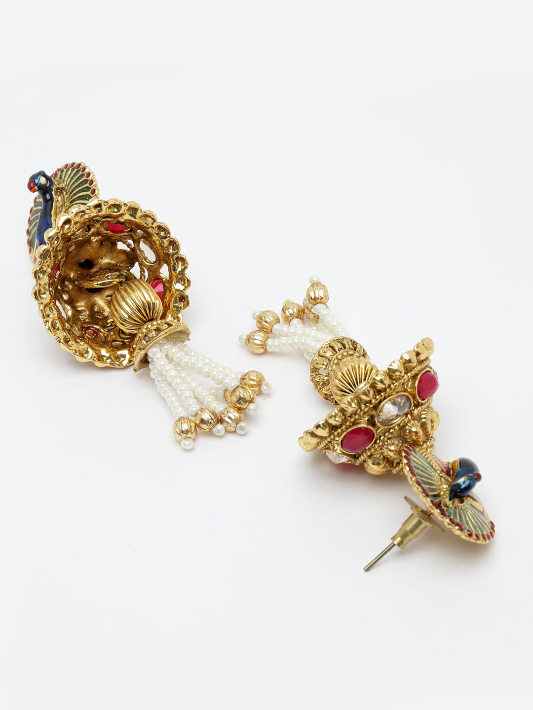 Gold-Plated & White Kundan & Pearl Beaded Jewellery Set