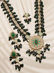 Gold-Plated & Green Kundan Studded & Beaded Jewellery Set