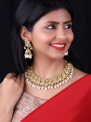 Gold-Plated Kundan-Studded & Beaded Jewellery Set