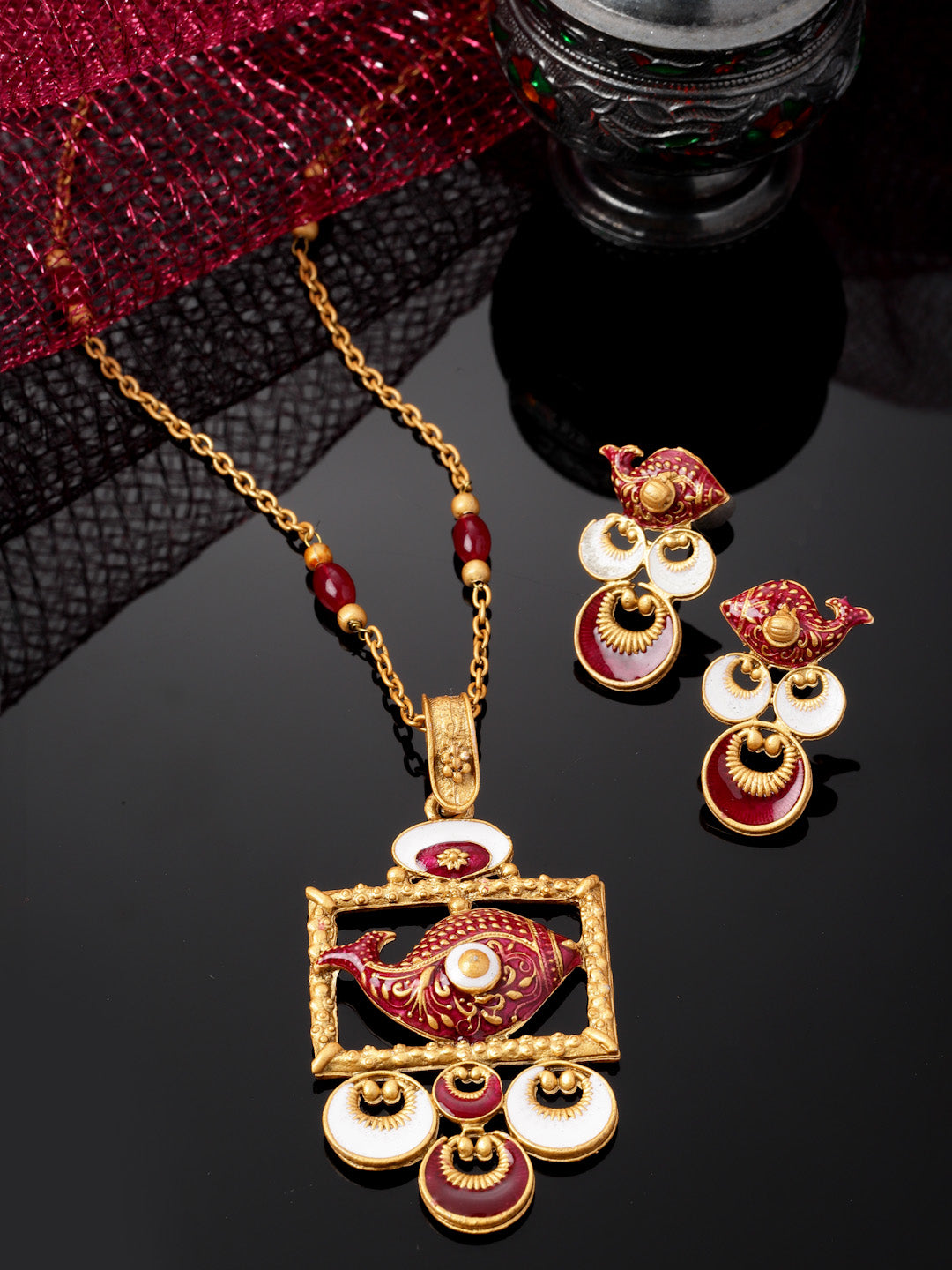 Gold-Plated Stone Studded & Beaded Jewellery Set