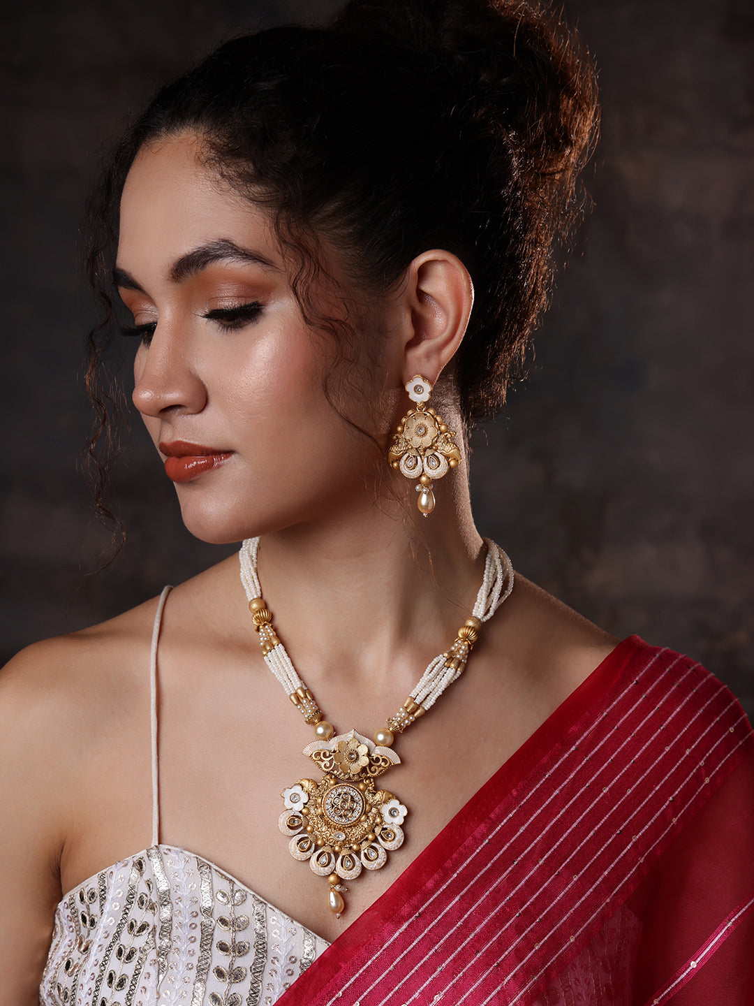 Gold-Plated Stone Studded & Beaded Jewellery Set