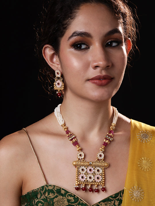 Gold-Plated Stone-Studded And Beaded Jewellery Set