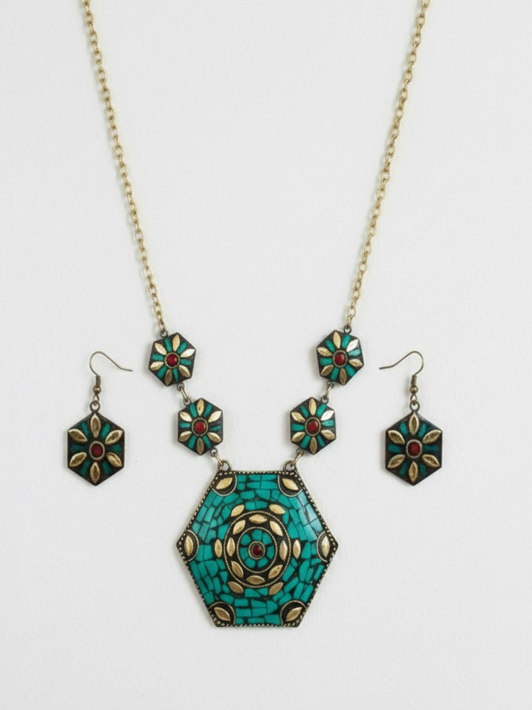 Gold-Plated Artificial Stones Studded Necklace With Earrings