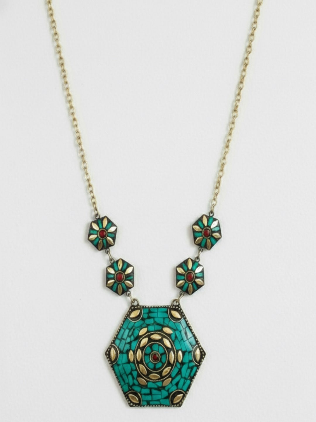 Gold-Plated Artificial Stones Studded Necklace With Earrings