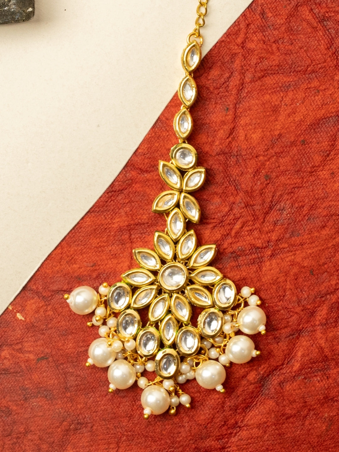Gold-Plated Kundan Studded & Pearls Beaded Maang Tikka