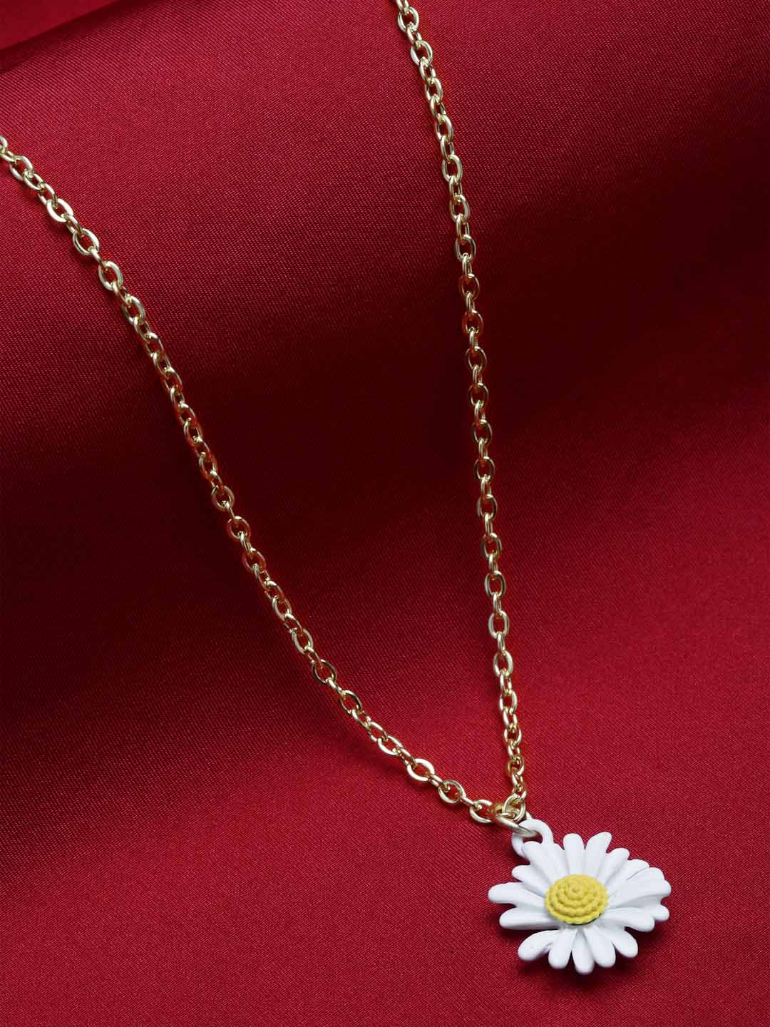 Gold Plated Yellow & White Handcrafted Pendant With Chain