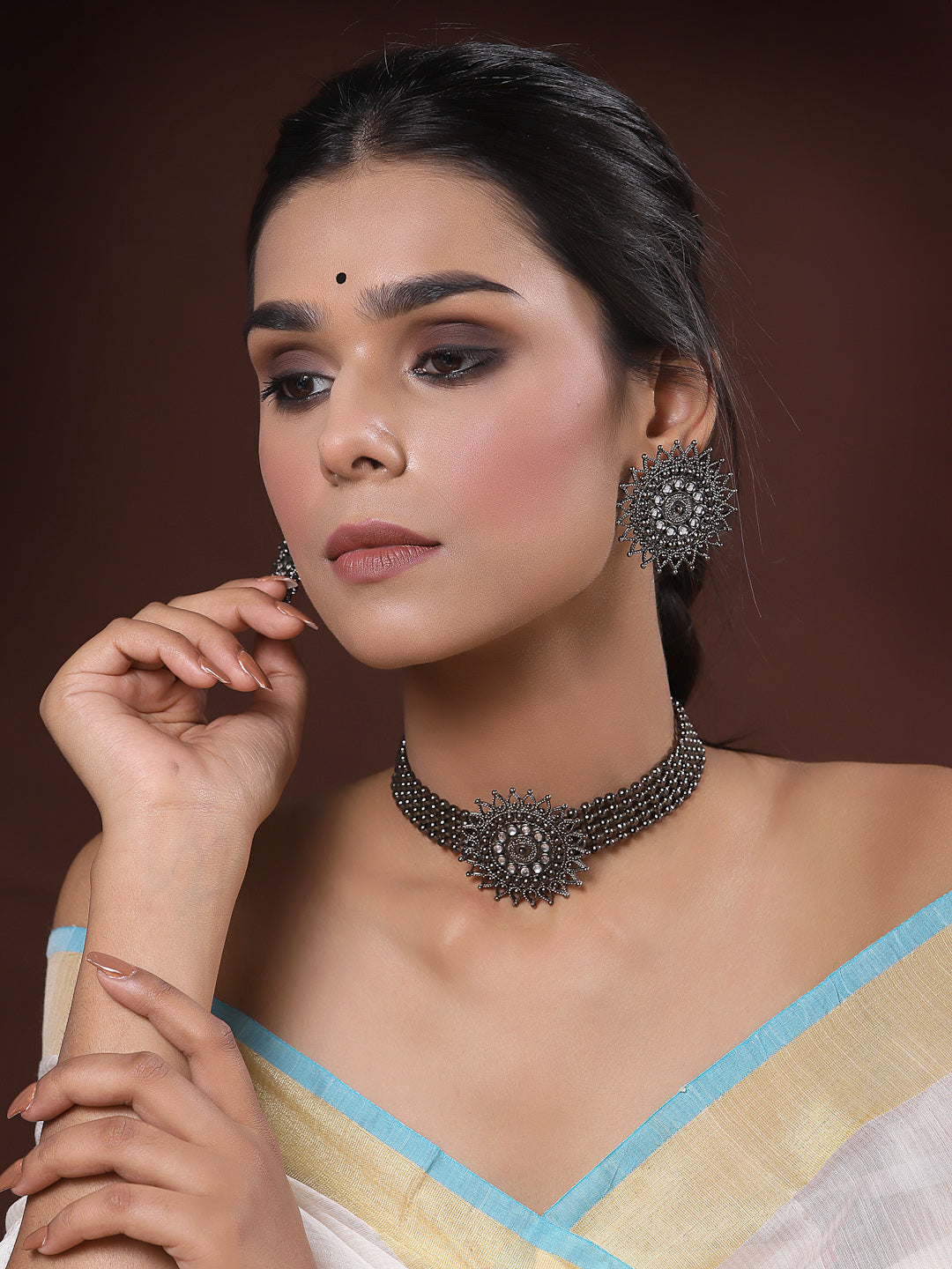 Metallic & White German Silver Kundan Handcrafted Oxidized Choker Jewellery Set