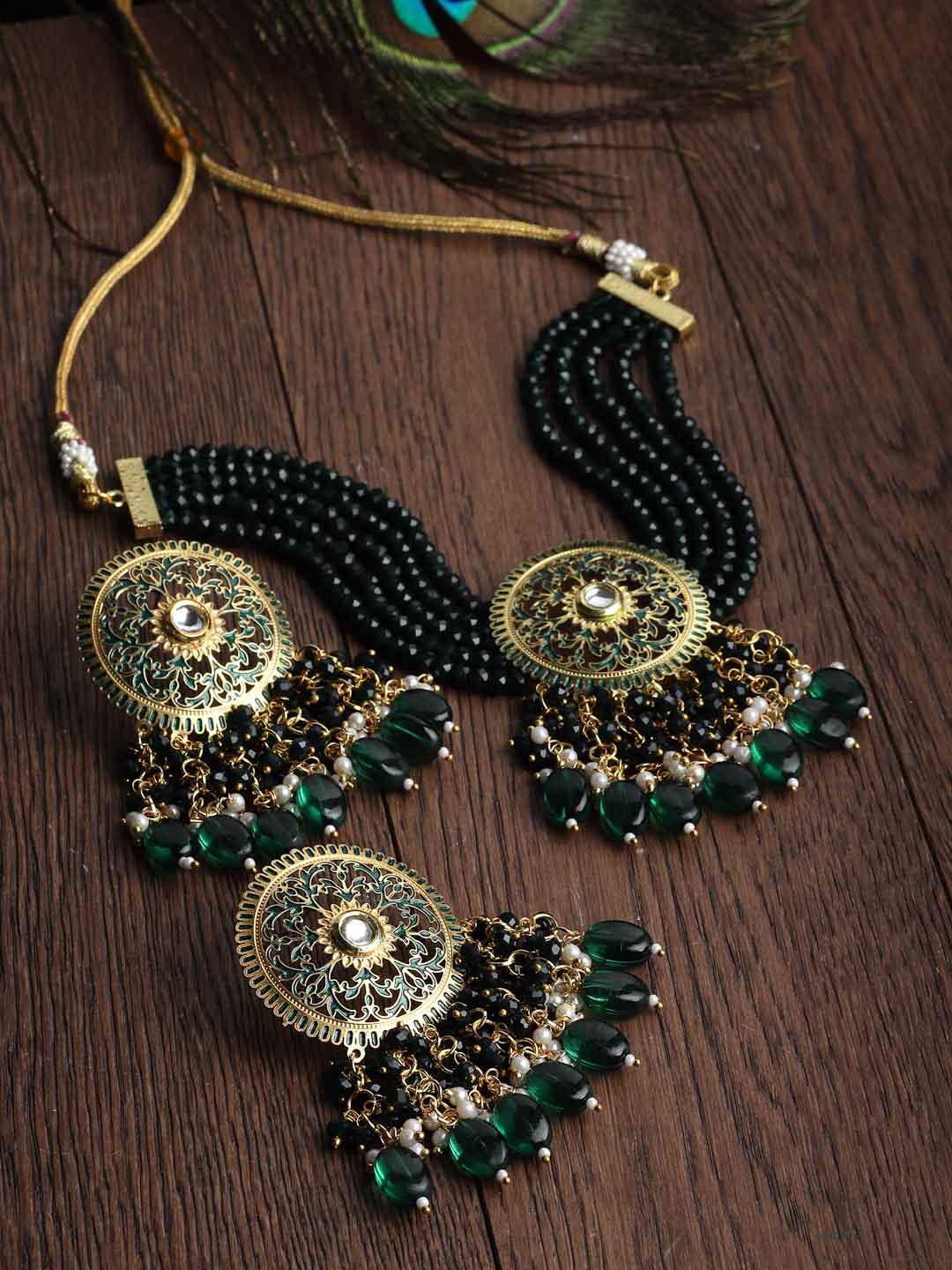 Gold-Plated White & Green Kundan-Studded & Beaded Vilandi Jewellery Set