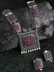 Silver-Toned Pink Stone-Studded Oxidized Jewellery Set